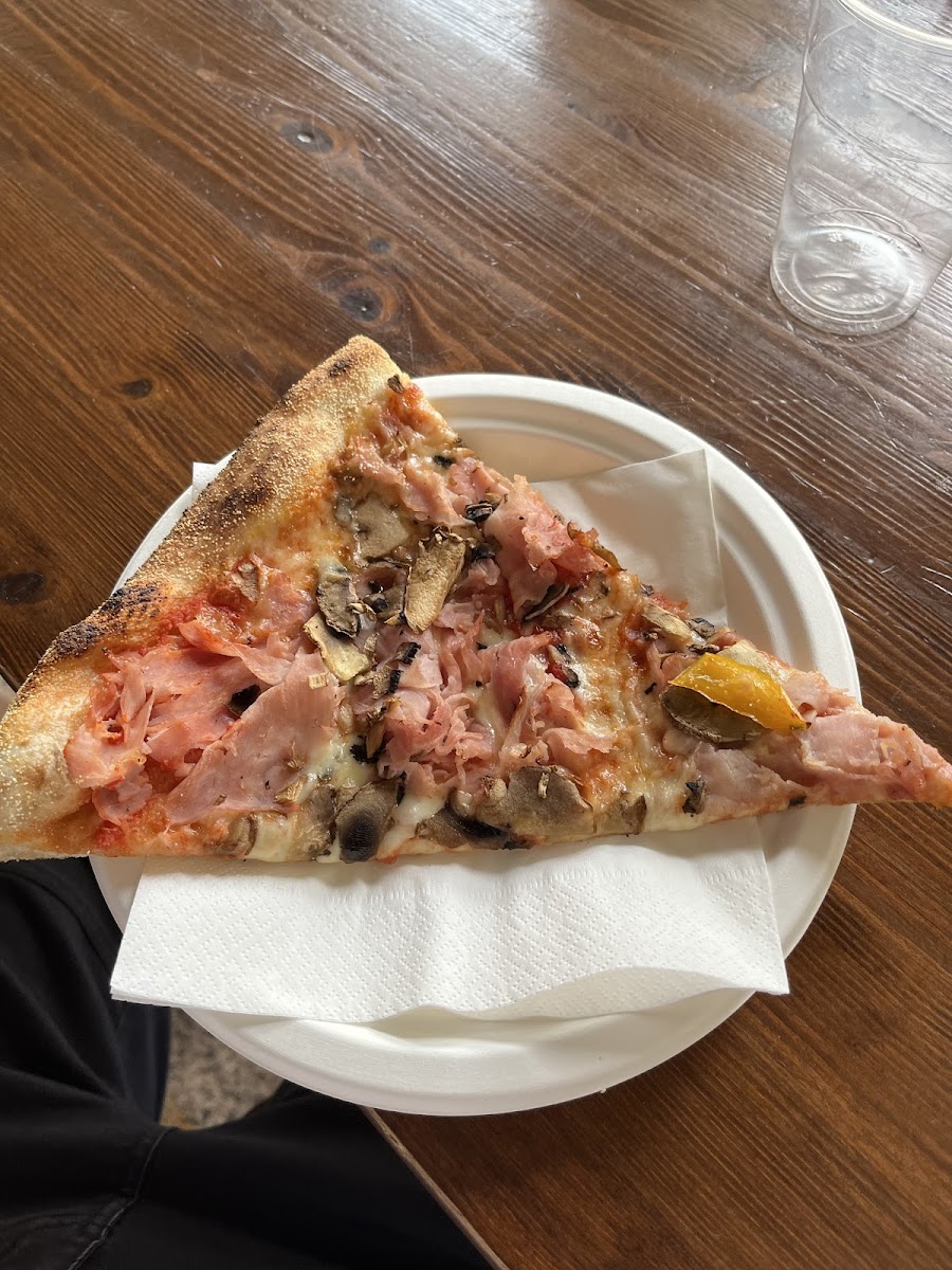 Pizzeria Capriccio-7